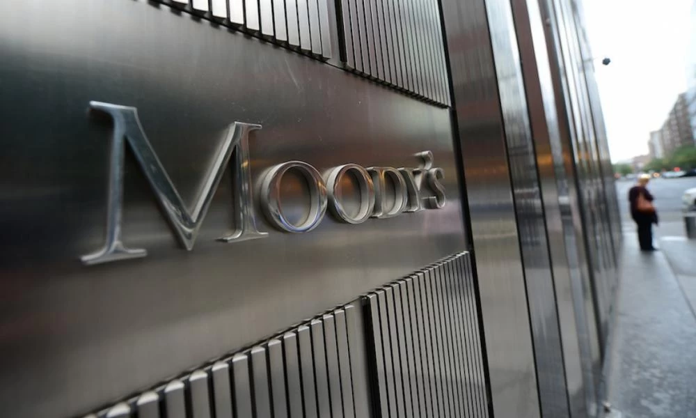 Αναβάθμιση της ελληνική οικονομία από τη Moody’s